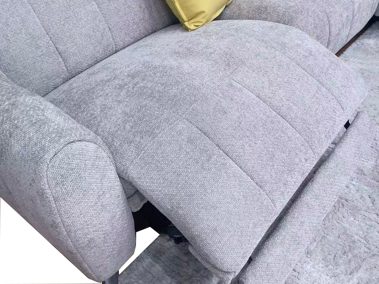 Lawson Fabric Electric Recliner with Terminal Chaise